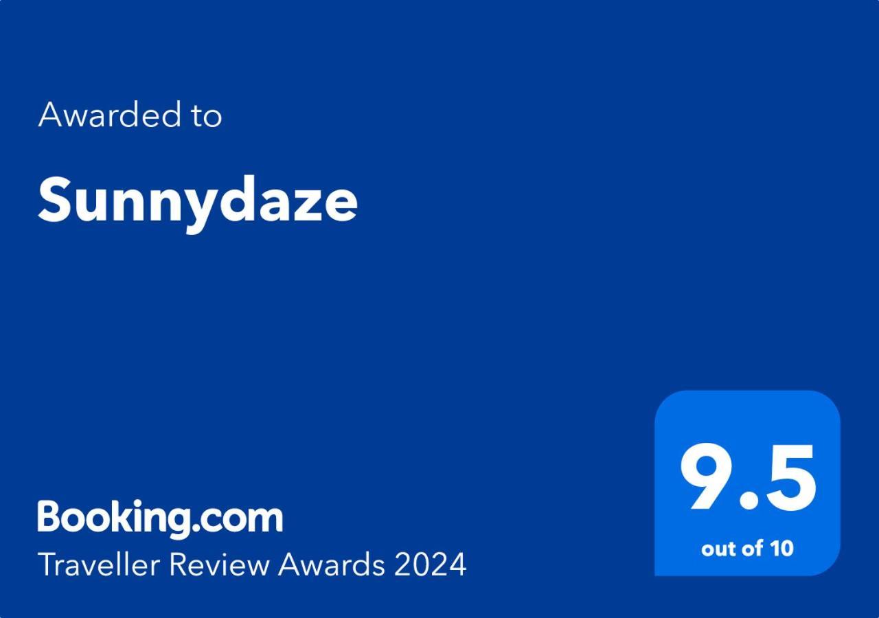 Sunnydaze-Detached Chalet With 2 Bedrooms And 2 Bathrooms And Private Parking Outside Door ดาร์ตมัธ ภายนอก รูปภาพ